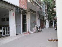 Cho thuê nhà 4 tầng Hoàng Quốc Việt, ưu tiên làm văn phòng Cho thuê nhà 4 tầng Hoàng Quốc Việt, ưu tiên làm văn phòng