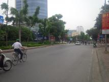 Cho thuê nhà mặt đường Hoàng Quốc Việt, tiện kinh doanh hay làm văn phòng Cho thuê nhà mặt đường Hoàng Quốc Việt, tiện kinh doanh hay làm văn phòng