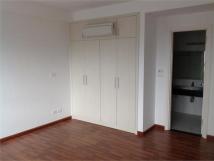Chính chủ cho thuê căn hộ tại chung cư D2 Giảng Võ, 120m2, 3PN, đồ cơ bản, 14 triệu/tháng Chính chủ cho thuê căn hộ tại chung cư D2 Giảng Võ, 120m2, 3PN, đồ cơ bản, 14 triệu/tháng