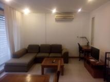 Cho thuê căn hộ tòa 713 Lạc Long Quân, Hoa Đào Hotel, diện tích 118m2 có 3 PN, full đồ, view hồ Tây Cho thuê căn hộ tòa 713 Lạc Long Quân, Hoa Đào Hotel, diện tích 118m2 có 3 PN, full đồ, view hồ Tây