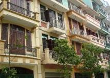Chính chủ cho thuê nhà mặt phố Lương Thế Vinh - 120 m2 x 3,5 tầng, giá 25 triệu/th Chính chủ cho thuê nhà mặt phố Lương Thế Vinh - 120 m2 x 3,5 tầng, giá 25 triệu/th