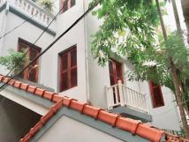 Cho thuê biệt thự ngõ 12 đường Đặng Thai Mai, Tây Hồ nhà đẹp có gara oto tiện làm vp, mầm non...
Cho thuê biệt thự ngõ 12 đường Đặng Thai Mai, Tây Hồ nhà đẹp có gara oto tiện làm vp, mầm non...