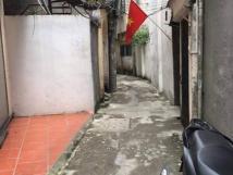 Cho thuê nhà đẹp ngõ Thịnh Quang, Tôn Đức Thắng, DT 50m2, 4T, giá 15 tr/th Cho thuê nhà đẹp ngõ Thịnh Quang, Tôn Đức Thắng, DT 50m2, 4T, giá 15 tr/th