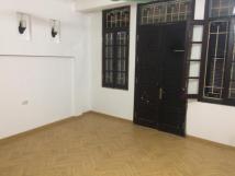 Cho thuê nhà mp Hoàng Hoa Thám, ba đình. DT135m2x6t và 1 hầm 1 tum, MT 10m Cho thuê nhà mp Hoàng Hoa Thám, ba đình. DT135m2x6t và 1 hầm 1 tum, MT 10m