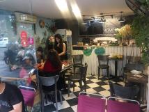 Sang nhượng quán cafe mặt phố Nguyễn Hữu Huân, 25m2, mặt tiền 4.5m Sang nhượng quán cafe mặt phố Nguyễn Hữu Huân, 25m2, mặt tiền 4.5m