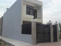 Bán nhà 1 trệt 1 lầu gần KCN Nam Tân Uyên cách DT 747 vào 300m sổ hồng riêng. Đường 9m, 0981059062 Bán nhà 1 trệt 1 lầu gần KCN Nam Tân Uyên cách DT 747 vào 300m sổ hồng riêng. Đường 9m, 0981059062