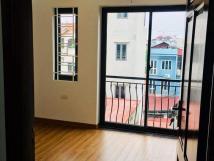 Cho thuê nhà riêng 5 tầng Bồ Đề, Long Biên. 90m2. 18tr/th Cho thuê nhà riêng 5 tầng Bồ Đề, Long Biên. 90m2. 18tr/th