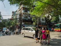 Nhà mặt phố Nguyễn Hữu Huân 30m2 sát ngã tư Nhà mặt phố Nguyễn Hữu Huân 30m2 sát ngã tư