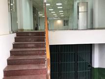 Cho thuê nhà mặt đường Lạc Long Quân, Tây Hồ 160m x6T 1 hầm thiết kế thông sàn phù hợp showroom...
Cho thuê nhà mặt đường Lạc Long Quân, Tây Hồ 160m x6T 1 hầm thiết kế thông sàn phù hợp showroom...