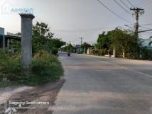 Đất nằm ngay cách mặt tiền Quốc Lộ 22 chỉ 200m là đến. 600 triệu Đất nằm ngay cách mặt tiền Quốc Lộ 22 chỉ 200m là đến. 600 triệu
