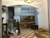 Chính chủ cho thuê nhà nguyên căn ngõ 285 Đội Cấn. DT 50m2 x 3 tầng, giá 12tr/th, LH 0914 727599 Chính chủ cho thuê nhà nguyên căn ngõ 285 Đội Cấn. DT 50m2 x 3 tầng, giá 12tr/th, LH 0914 727599